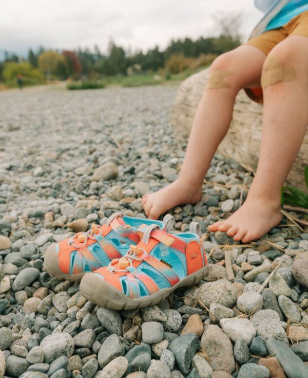 Little Kids' Seacamp II CNX  |  Daisies/Marina